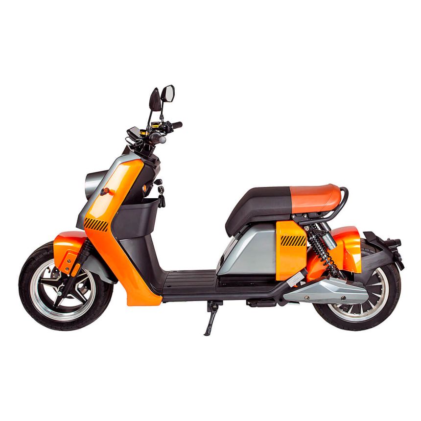 Kruiser Forte mopo 45km/h Oranssi Grafiitti 2,4 kWh akulla